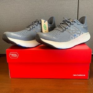 BRAND NEW. NEW BALANCE. SIZE 9.5.